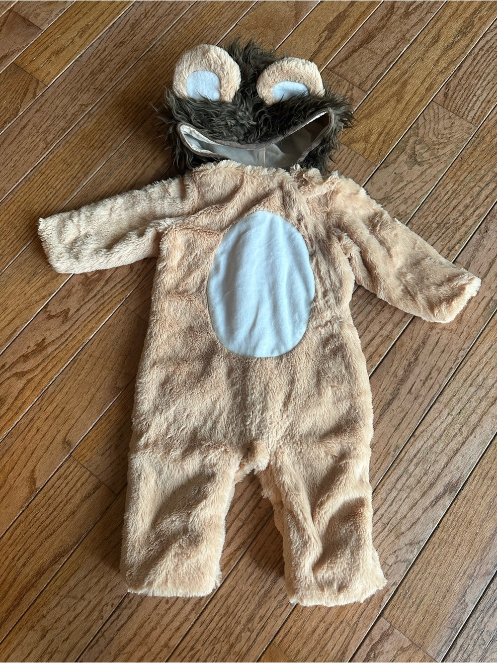 Pottery Barn Kids lion Tan and White Plush lion Costume with Hood